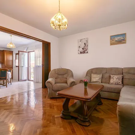 Apartment Dugec Kastela