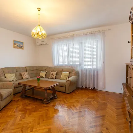 Dugec Apartamento Kaštela