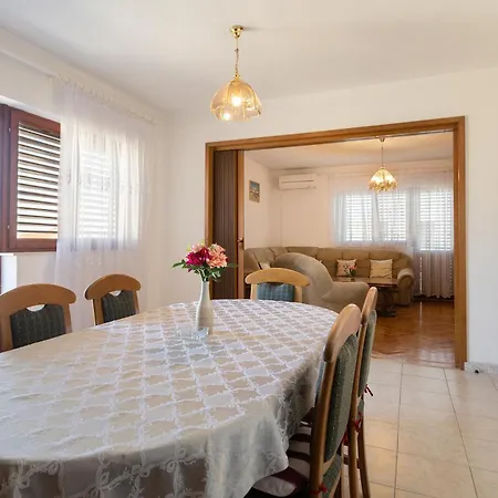 Apartamento Dugec Kaštela
