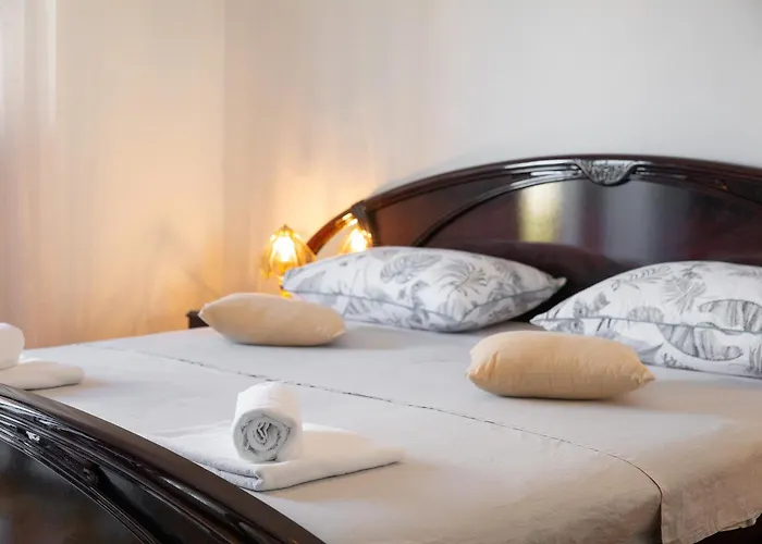 Dugec Каштела