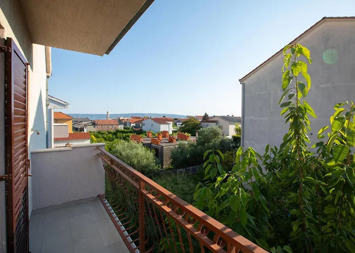 Dugec Апартаменты